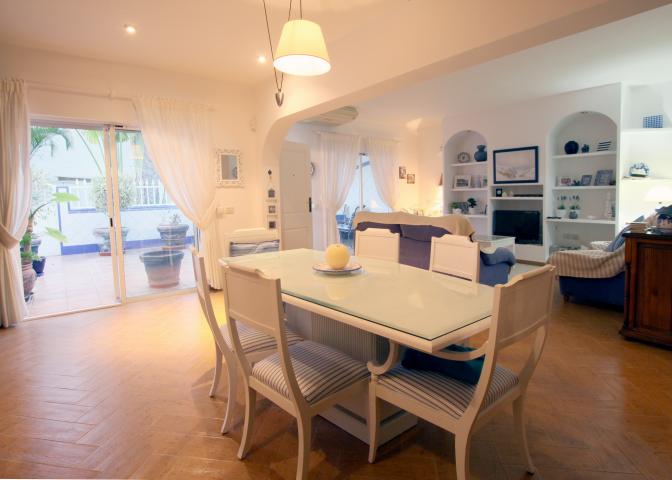 1363722840jckruvqt_dining and living room_resize.jpg